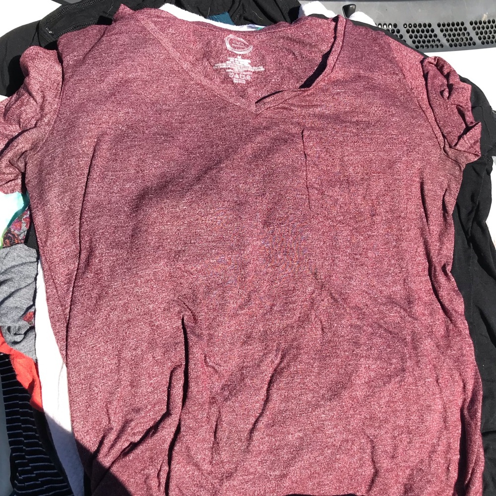 Tee shirt